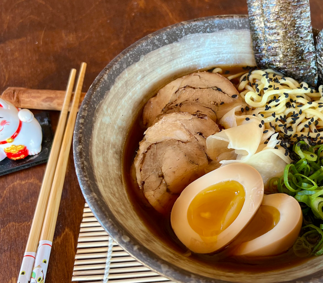 Japonský ramen - polévka Tonkotsu